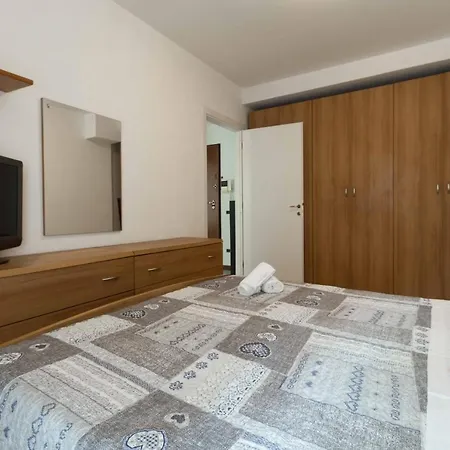 Apartment Cavour - Solo Affitti Brevi Lecco