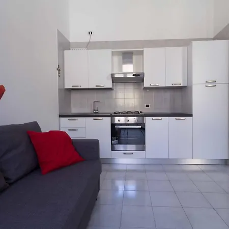 Cavour - Solo Affitti Brevi