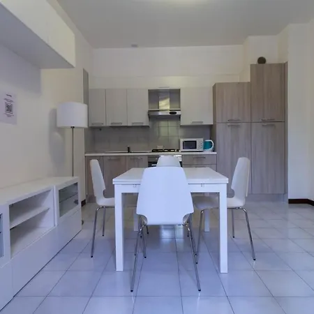 Cavour - Solo Affitti Brevi Lecco